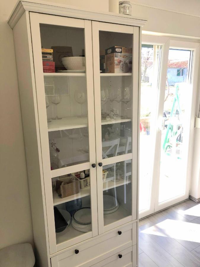 Villa Marie With Pool, Two Bedrooms For 4+2Kids Cavoglave 외부 사진