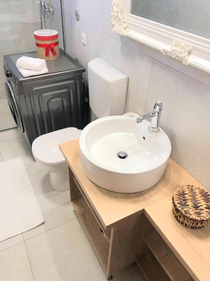 Villa Marie With Pool, Two Bedrooms For 4+2Kids Cavoglave 외부 사진