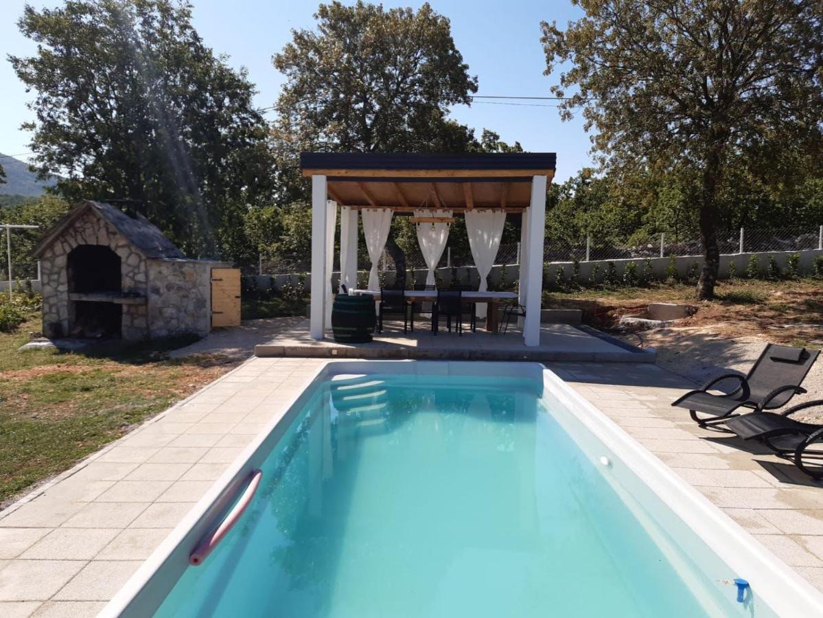 Villa Marie With Pool, Two Bedrooms For 4+2Kids Cavoglave 외부 사진
