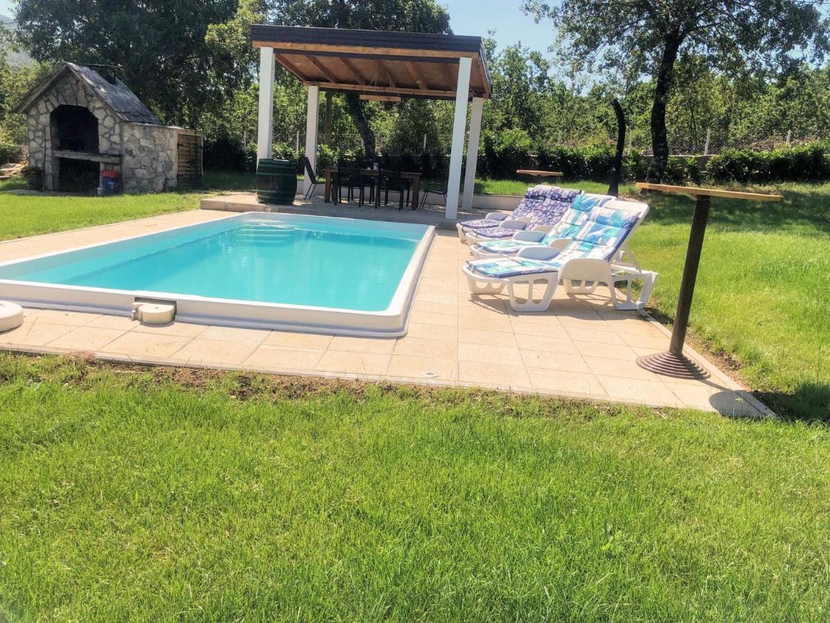 Villa Marie With Pool, Two Bedrooms For 4+2Kids Cavoglave 외부 사진